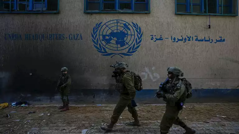 مصادر : القوات الإسرائيلية تداهم مقر "الأونروا" في حي الشيخ جراح بالقدس