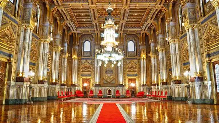 من رأس التين إلى الحرملك.. 25 صورة للقصور الملكية المصرية من الداخل والخارج