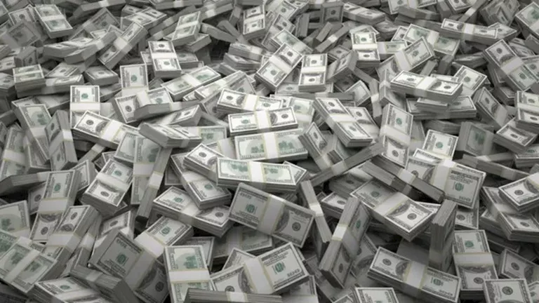 مواطن أمريكي يفوز بـ1.817 مليار دولار مقابل دفع دولارين.. ما القصة؟