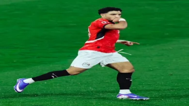 هل يسير على خطي صلاح.. 3 أندية أوروبية تفاوض عمر مرموش