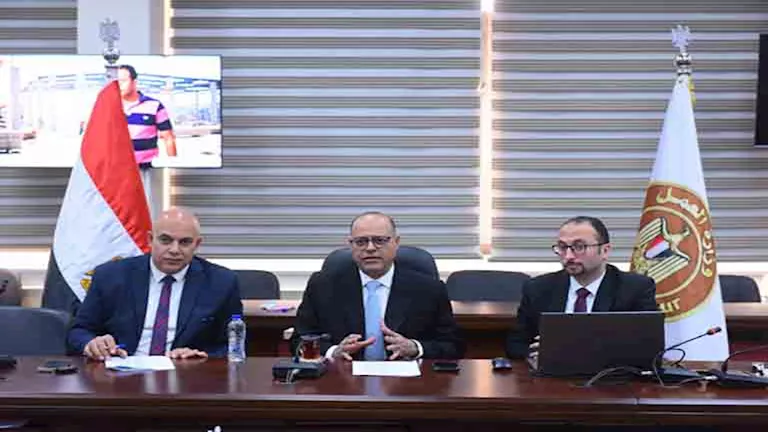 وزير العمل يشهد اختبارات برنامج سفراء العمل.. تفاصيل