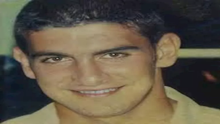 "وفاة مفاجأة وزامل أبو تريكة".. 10 صورة وأبرز المعلومات عن الراحل أحمد إكرامي